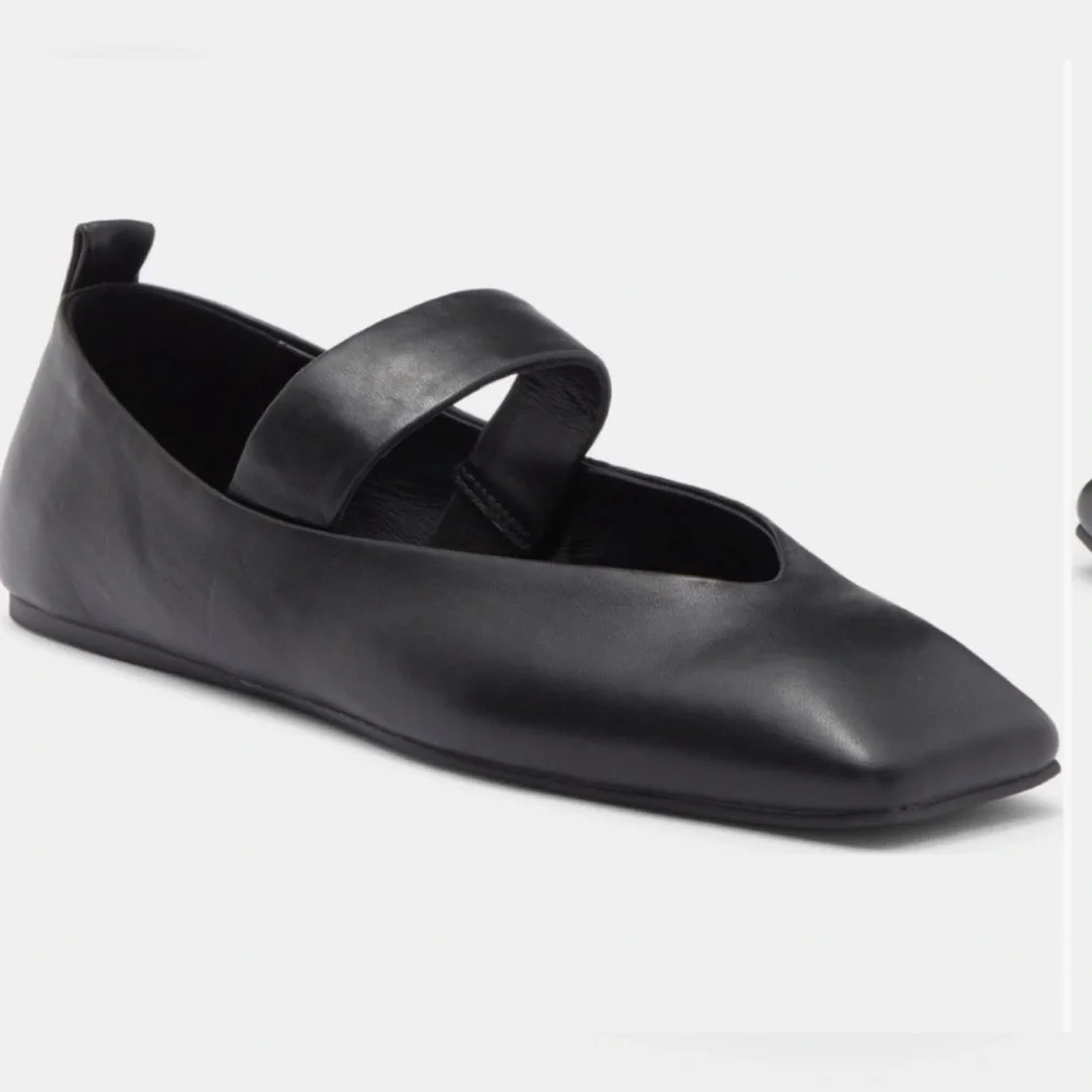 Tony Bianco Hawaii Black Mary Jane Flats 9.5